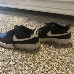 Nike Black and White Sneakers Classic Design